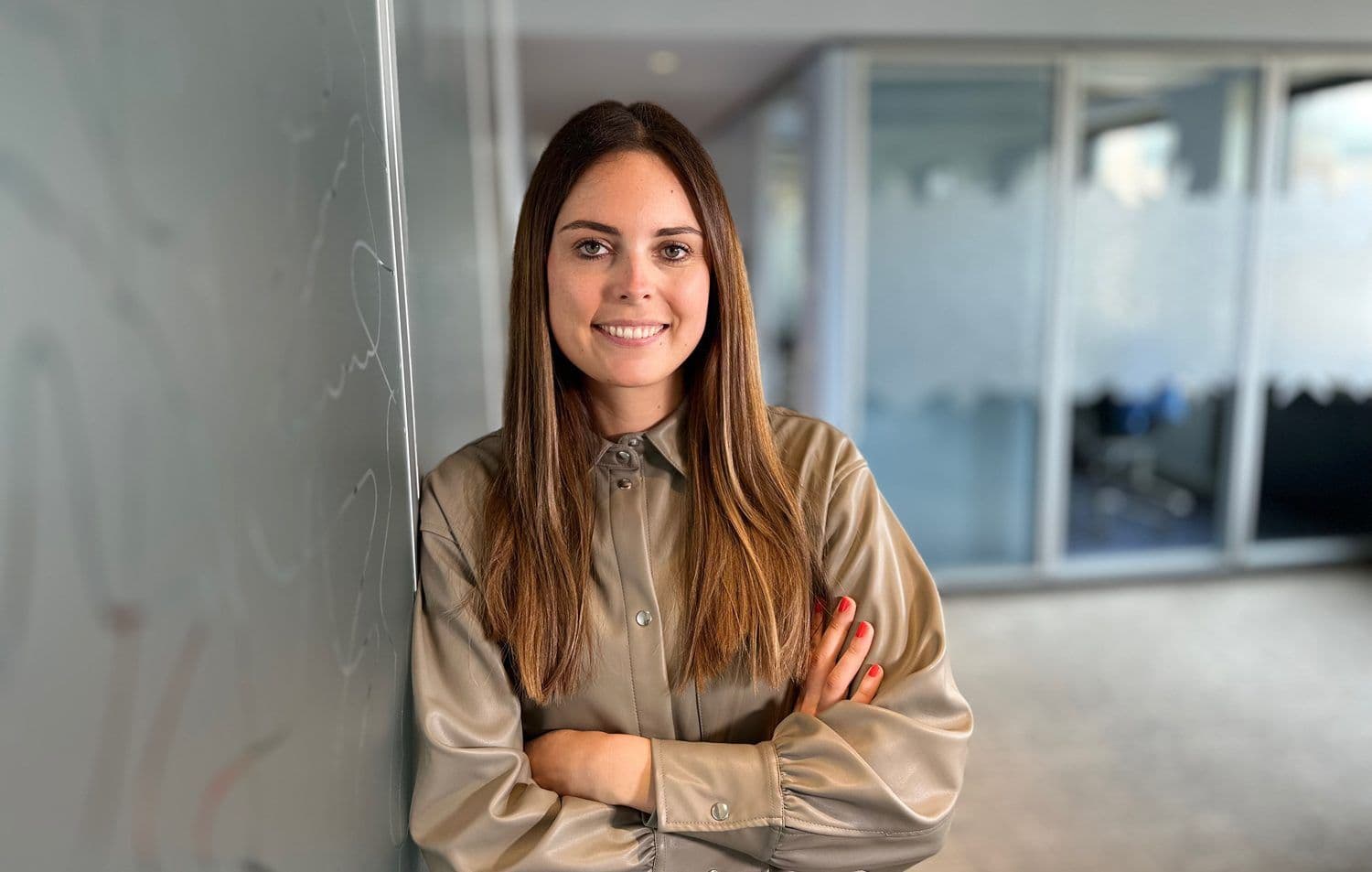 Karriere bei TUI: Lena Weber über internationale Chancen und flexible Arbeitsmodelle