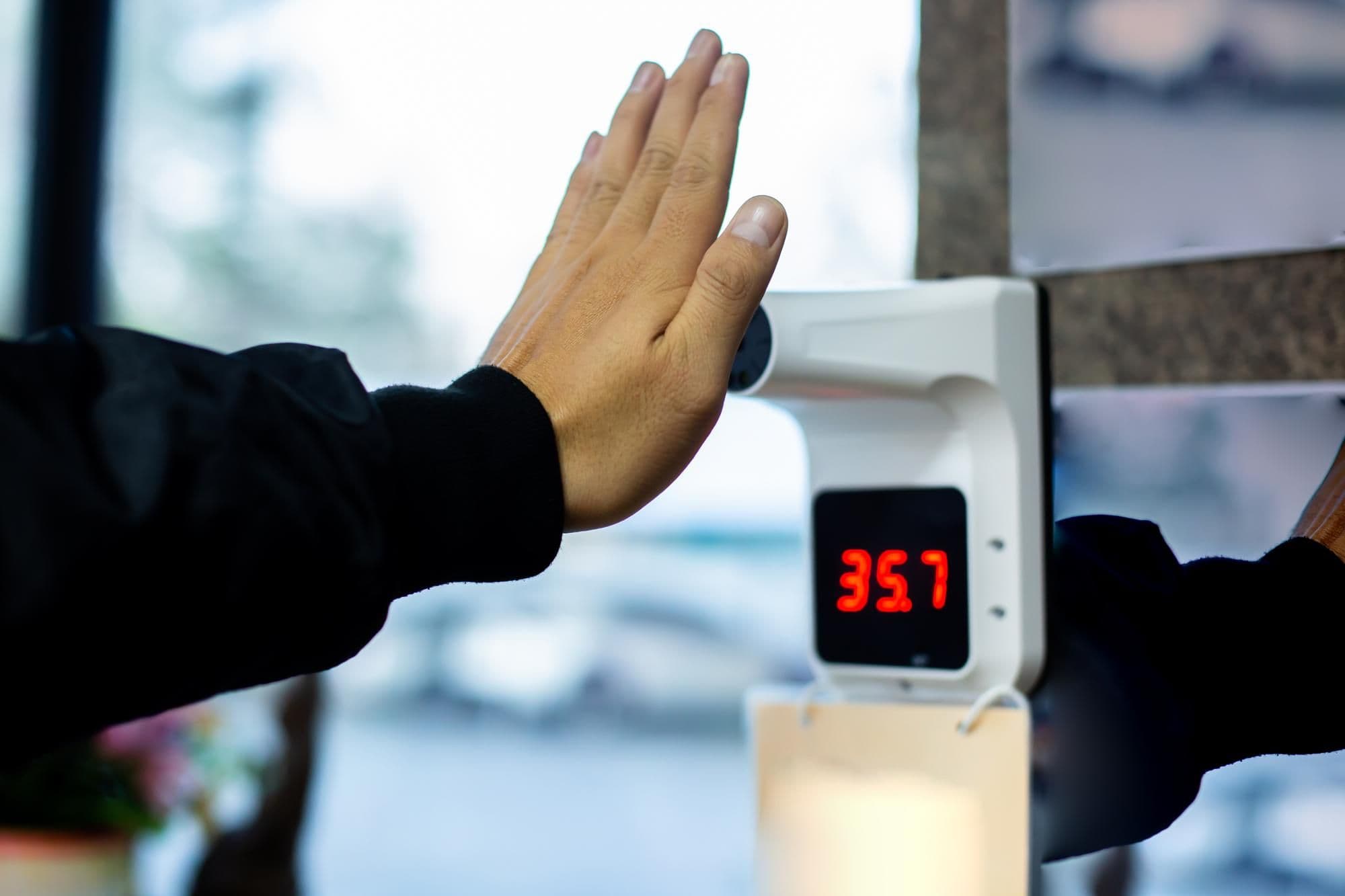 Digitale Stechuhr zur Erfassung der Arbeitszeit am Arbeitsplatz