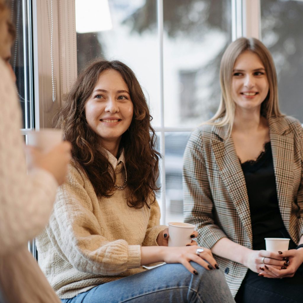 büro mitarbeiterinnen